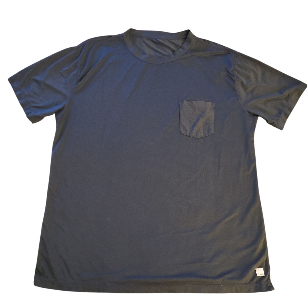 Vuori Men's XL Black/Gray Short Sleeve Pocket T-Shirt (See Measurements)